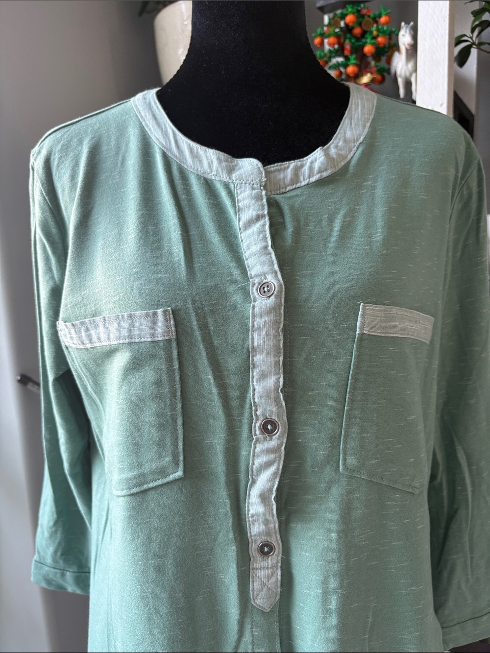 Columbia Women's Sage Green Button-Front Shirt with Contrast Trim - Picture 4 of 8
